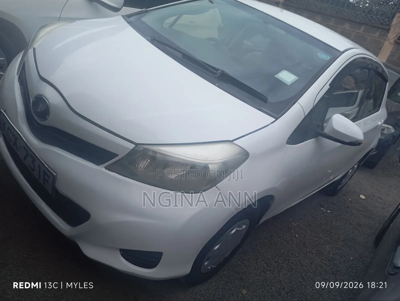 Toyota Vitz 2013 White