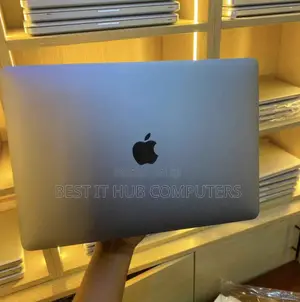 Laptop Apple MacBook Pro 2020 32GB Intel Core i7 SSD 512GB