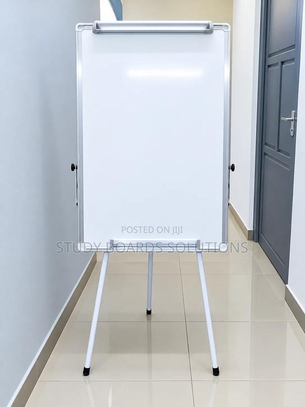 Premium Flip Chart Stand —Ideal for Corporate Offices Presentation