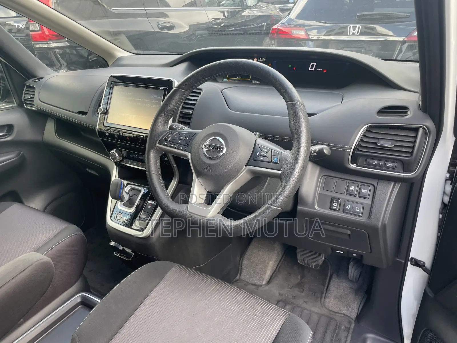 Nissan Serena 2018 White