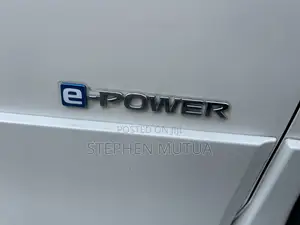 Nissan Serena 2018 White