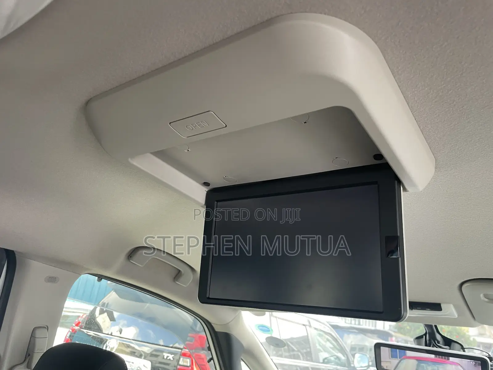 Nissan Serena 2018 White