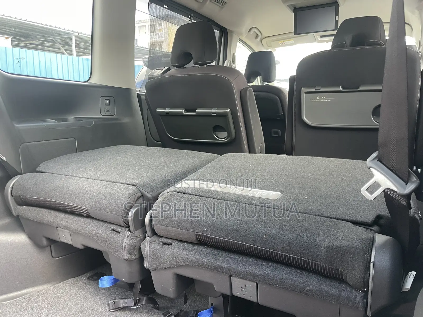 Nissan Serena 2018 White
