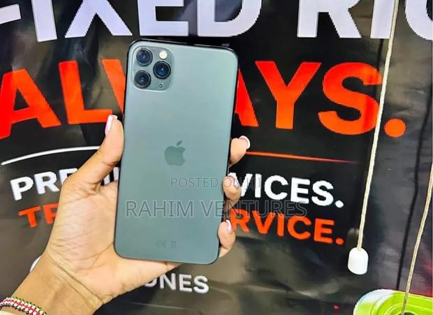 Apple iPhone 11 Pro Max 64 GB Green