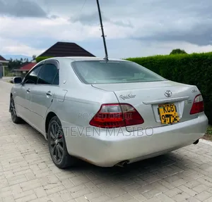 Toyota Crown 2008 Silver