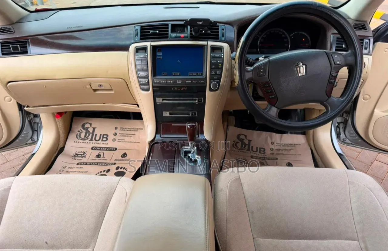 Toyota Crown 2008 Silver