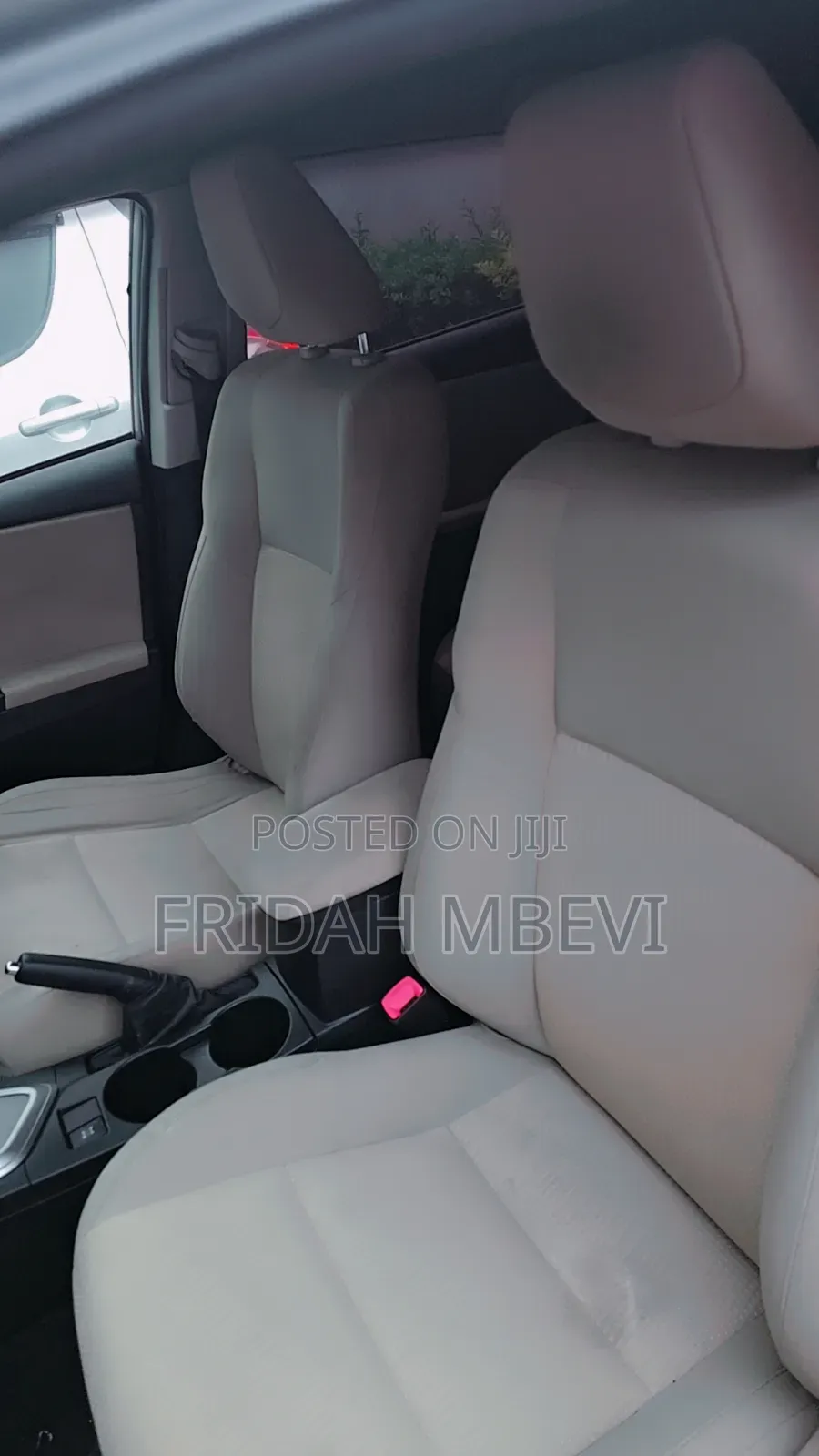 Toyota Auris 2013 Gray