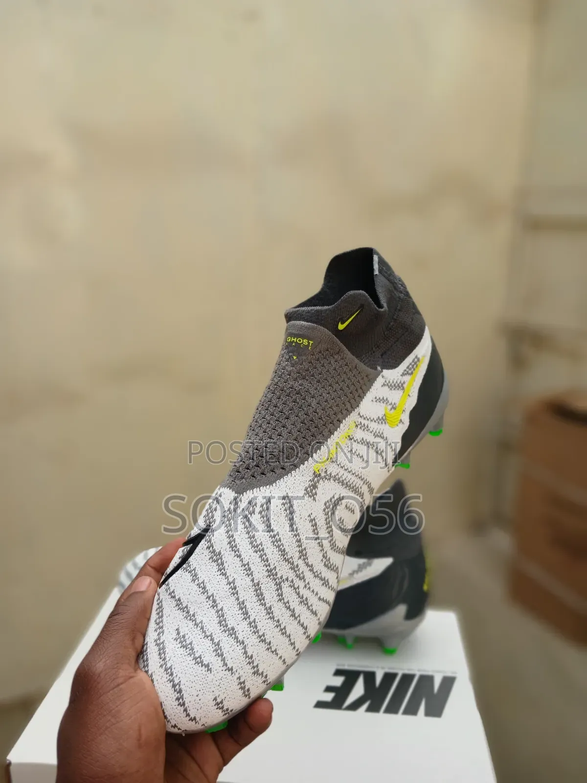 Phantom Ghotlace Football Boots