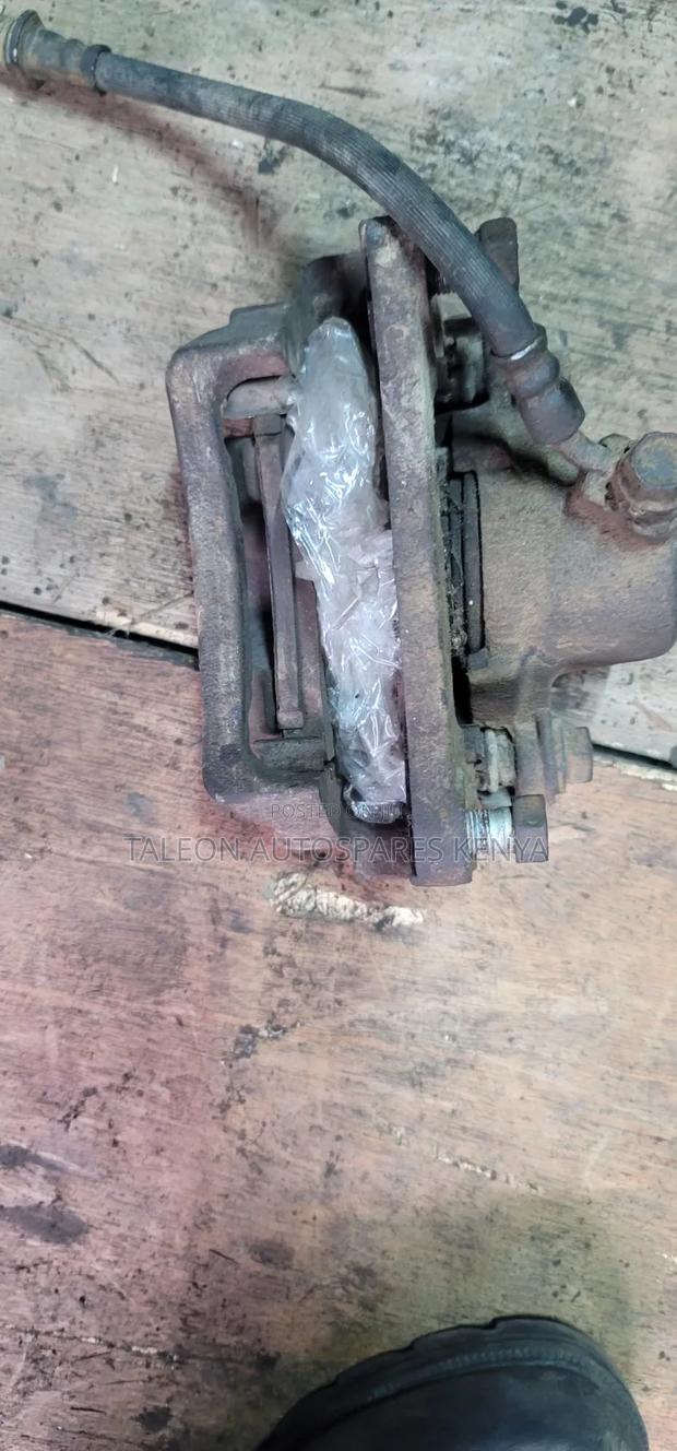 Prado 120 Rear Break Caliper