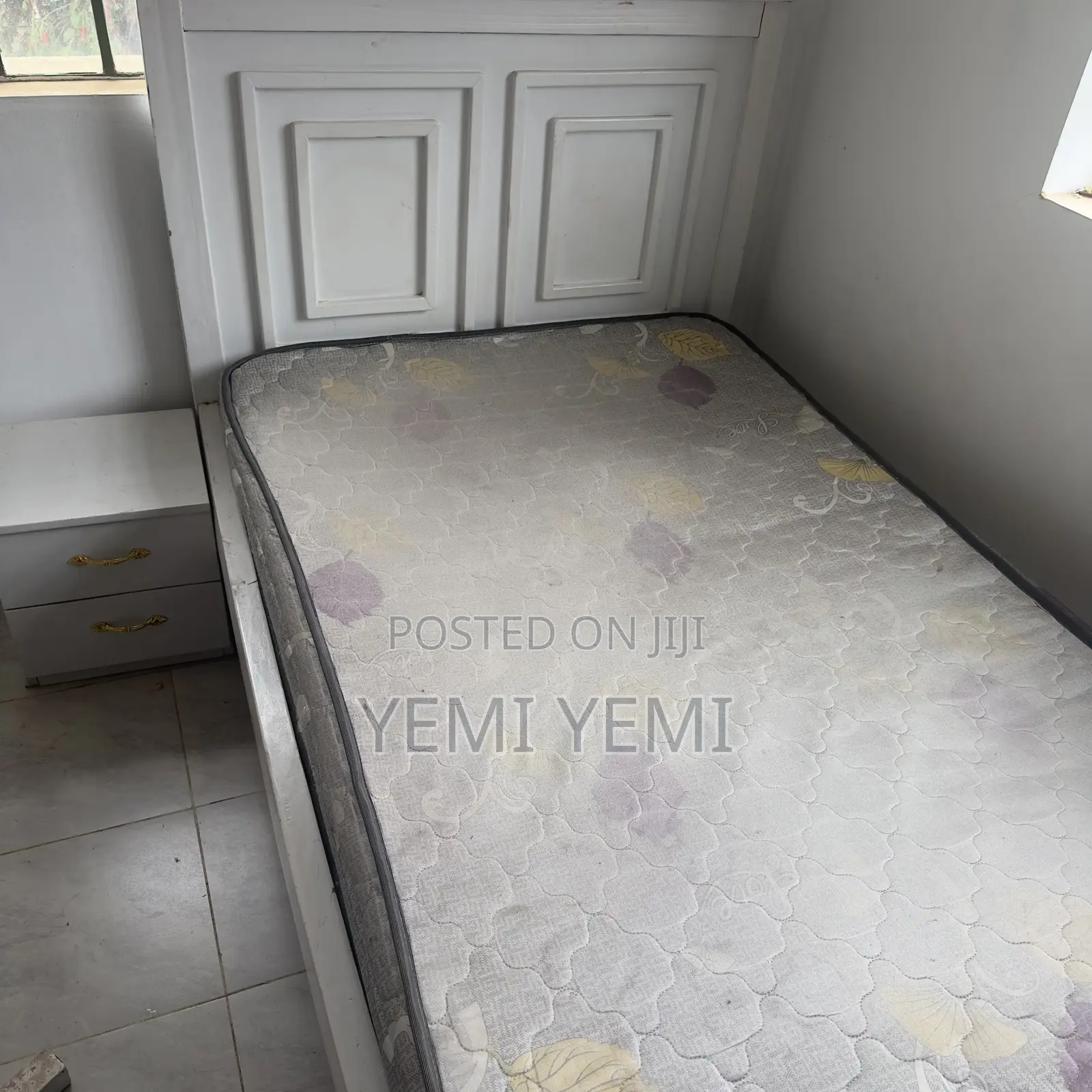 Neatly Used Bed for Sale