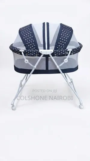 Portable Baby Bassinet Crib With Breathable Mesh