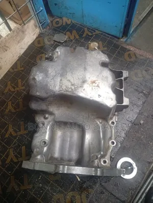Toyota Vitz Engine Oil Sump