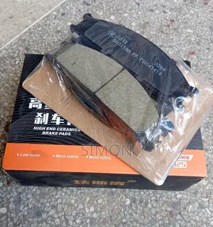 Brake Pads New NISSAN TD27