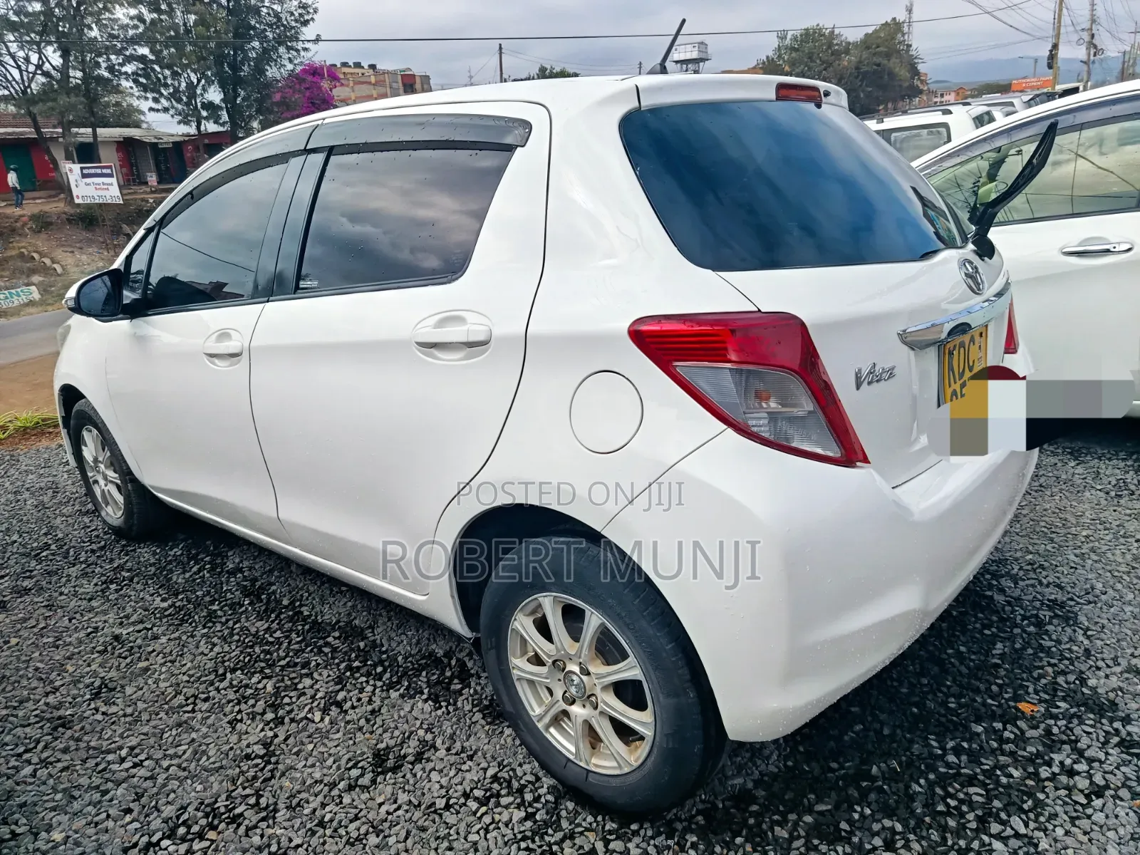 Toyota Vitz 2014 White