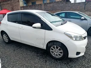 Toyota Vitz 2014 White