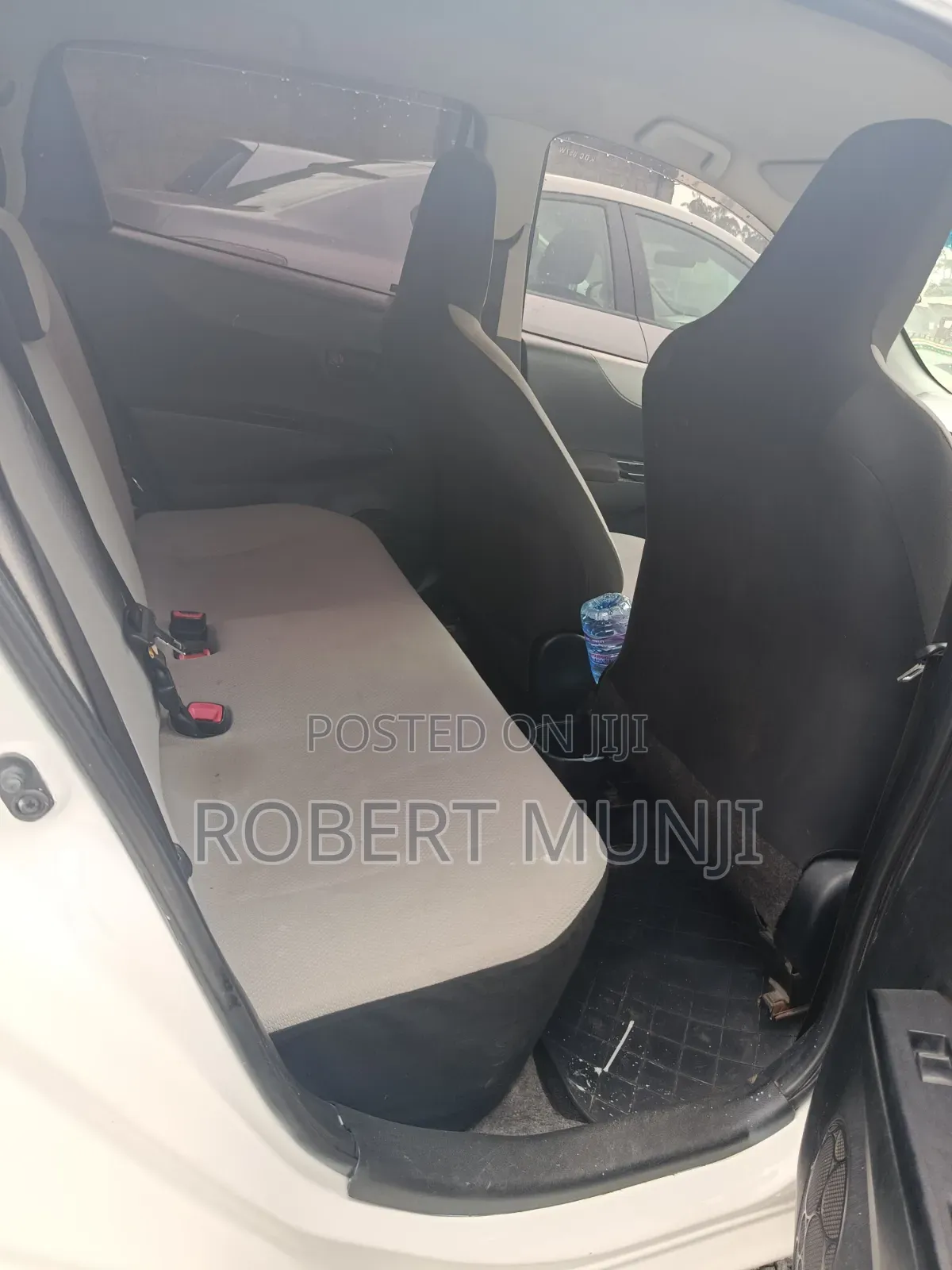 Toyota Vitz 2014 White