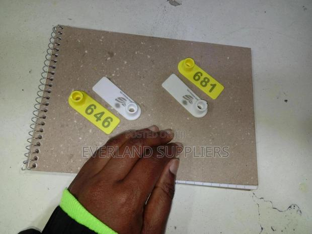 Ear Tags - Tough Flexible Material - main view