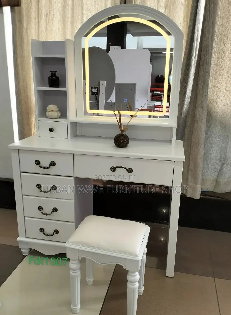 Classic Vanity Dressing Mirror