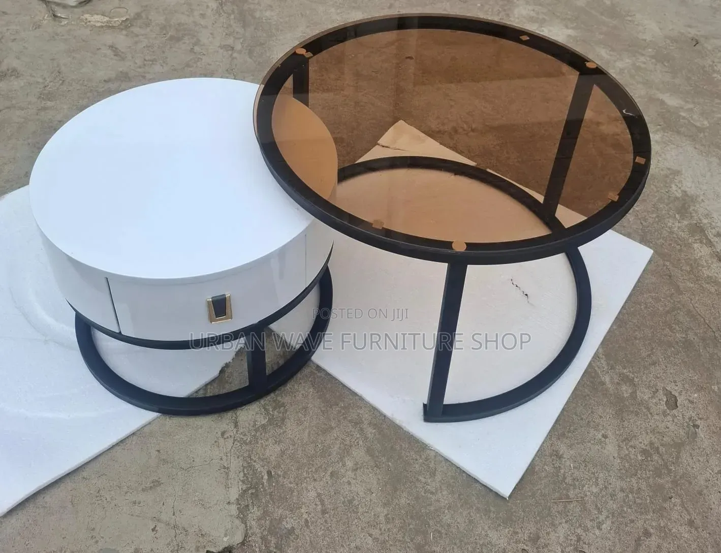 Round 2 in 1 Coffee Tables
