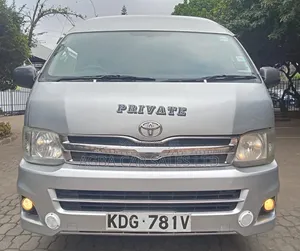 Toyota HiAce 2014 White