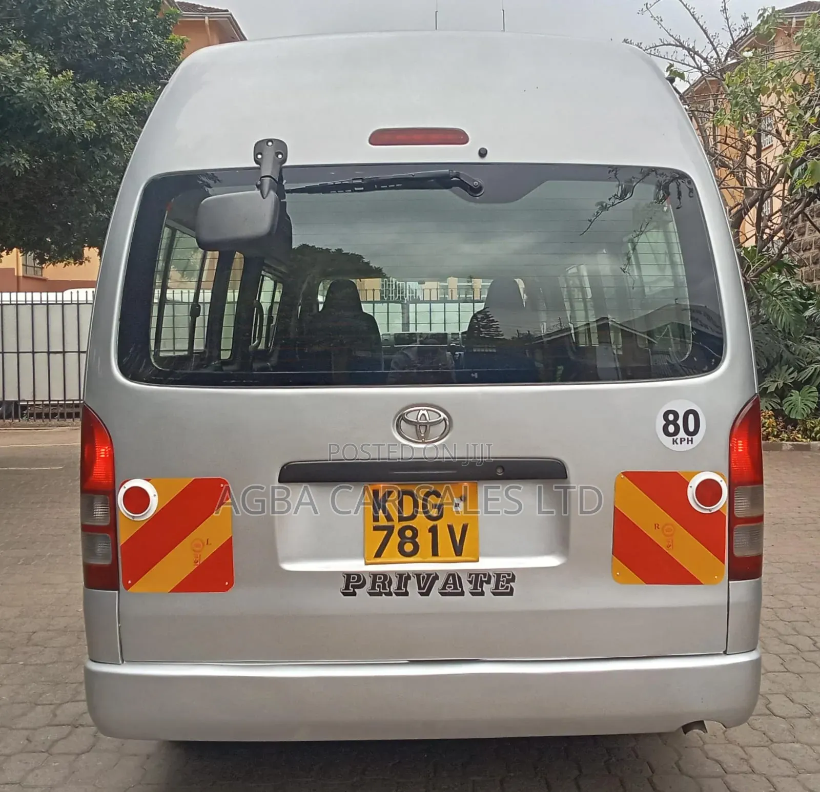 Toyota HiAce 2014 White