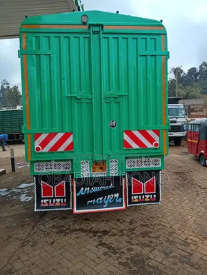Isuzu FRR 2020 White