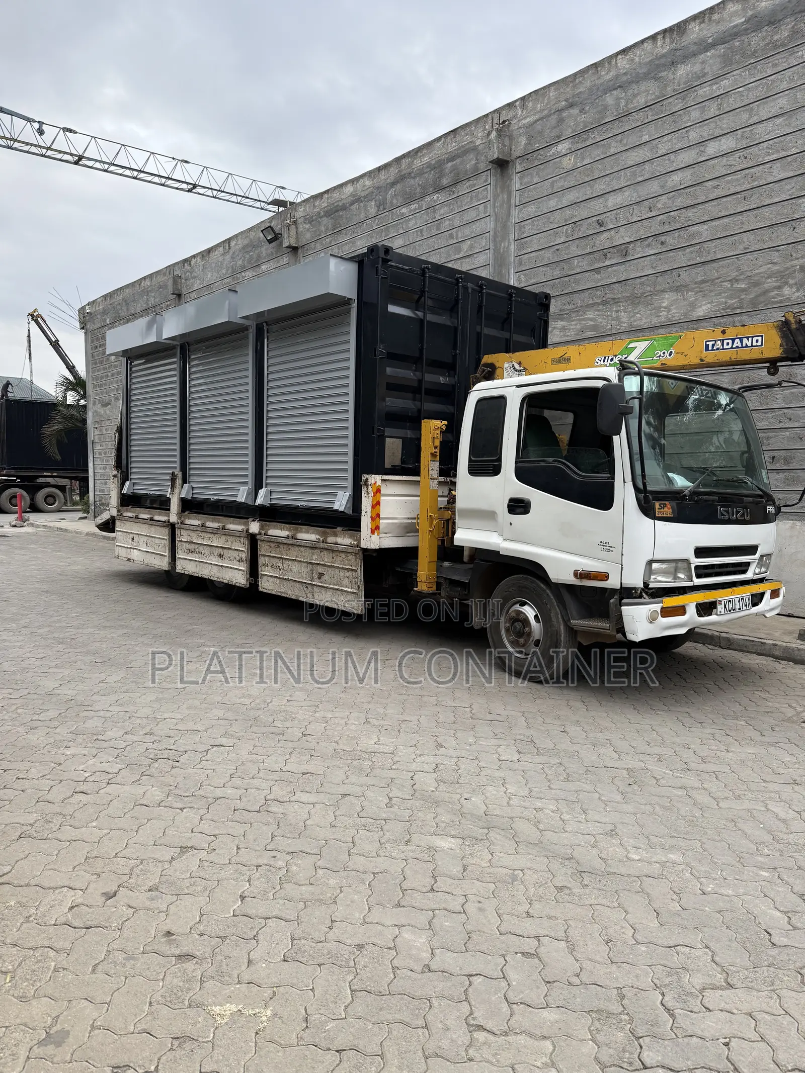20ft Container With 3 Stalls