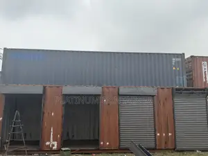 40ft Container Stalls