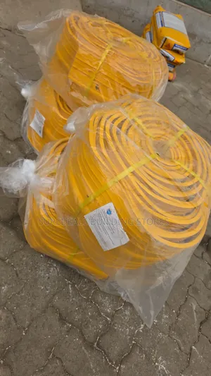 Water Bar - Centre Bulb 200mm X 15mtr
