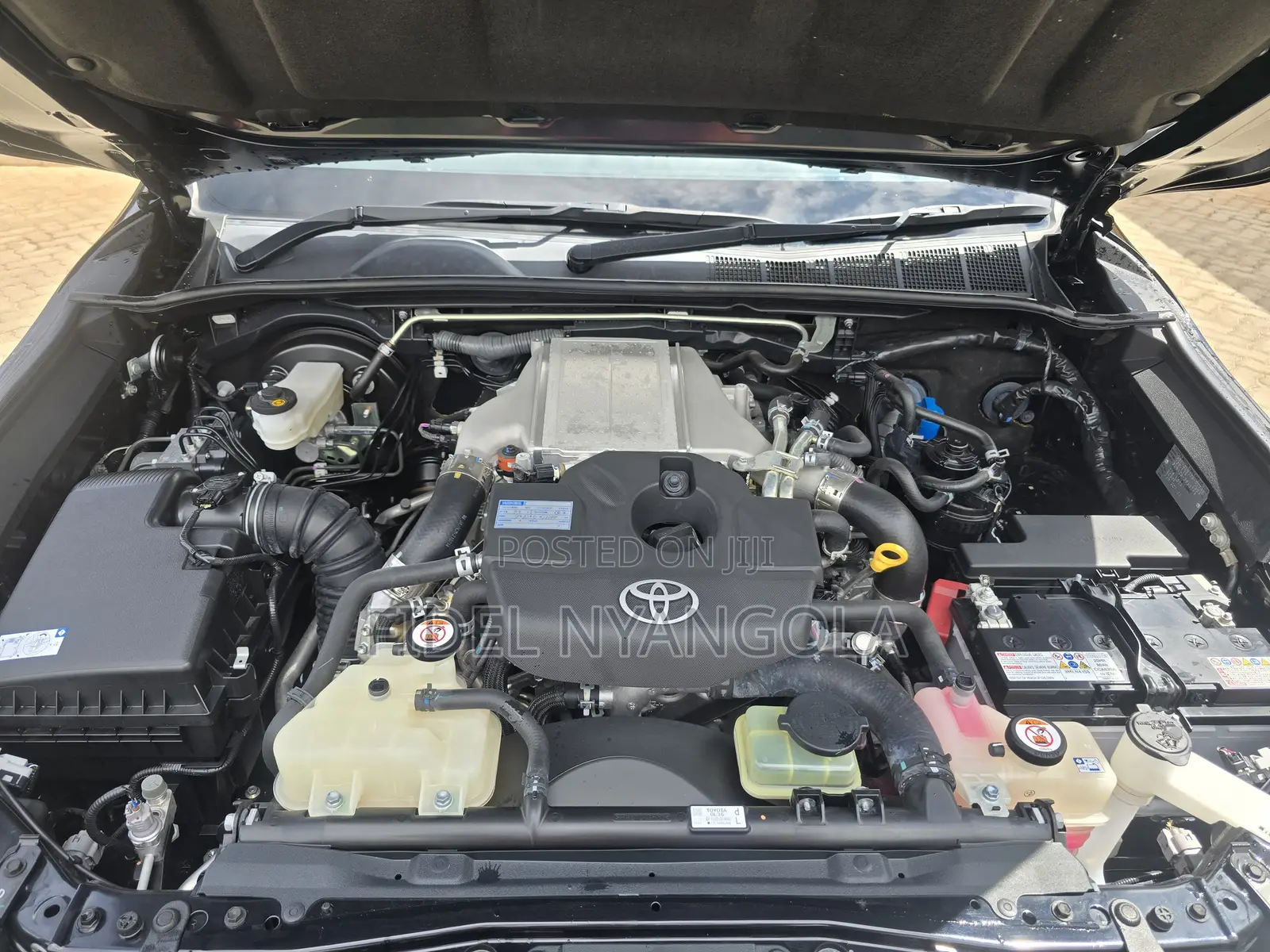Toyota Hilux Revo Double Cab Deisel 2.8 AWD 2021 Black
