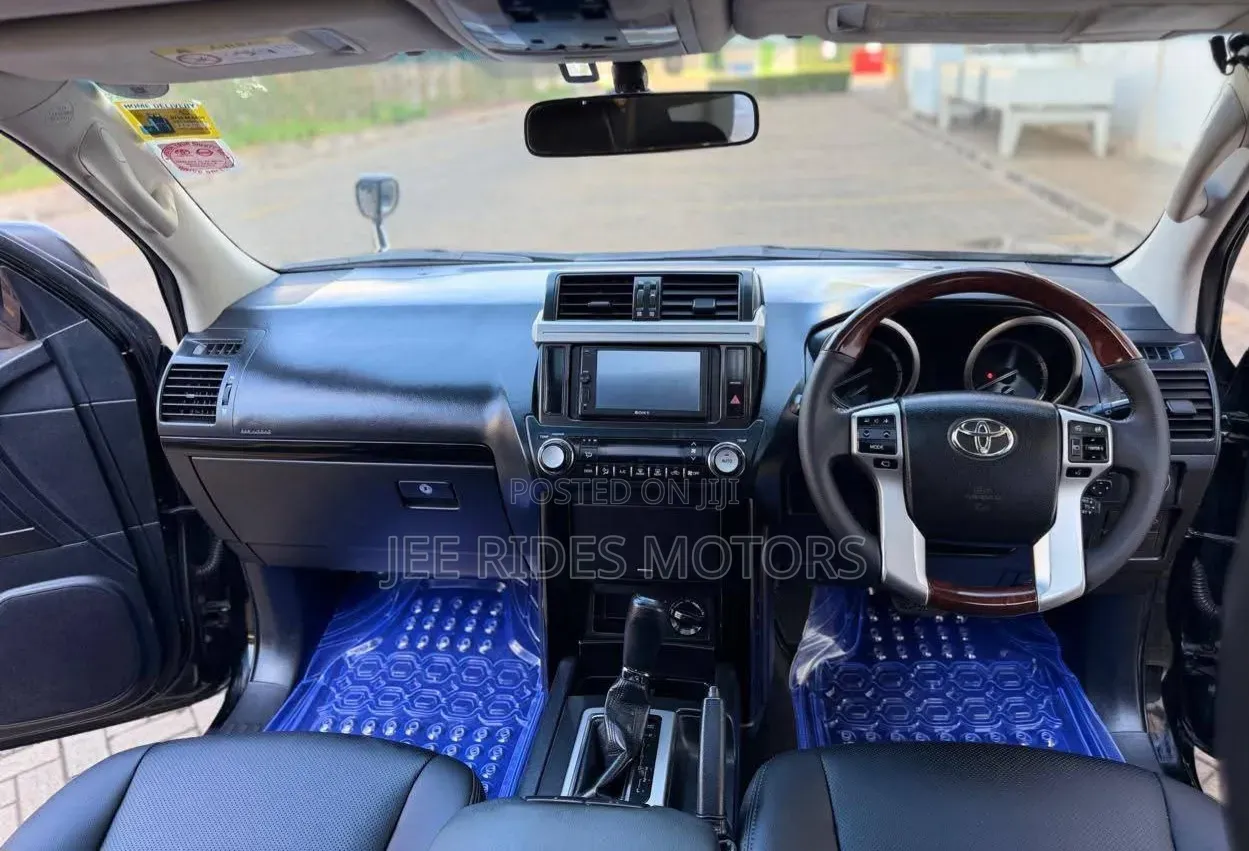 Toyota Land Cruiser Prado 2015 Burgundy