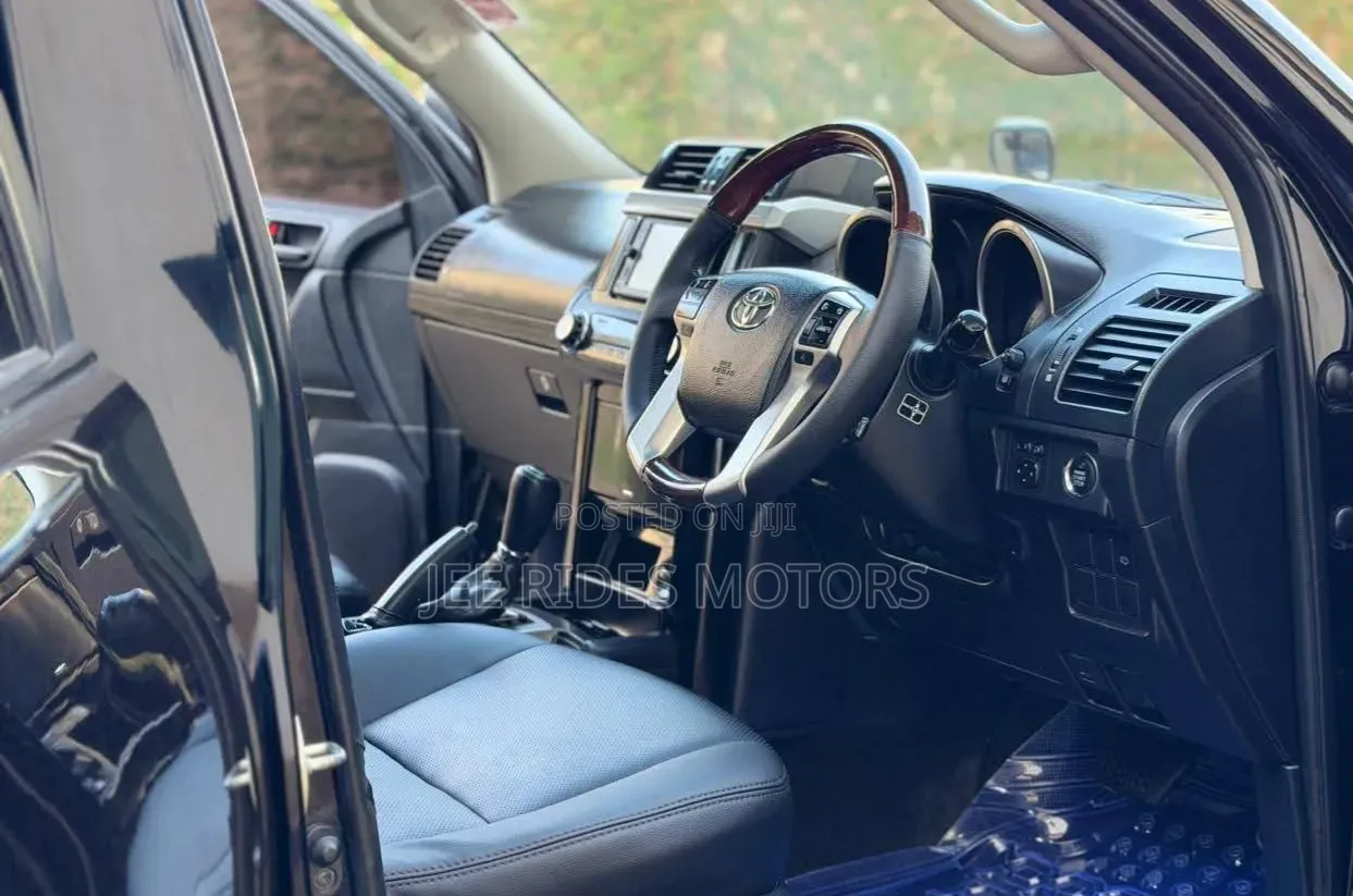 Toyota Land Cruiser Prado 2015 Burgundy