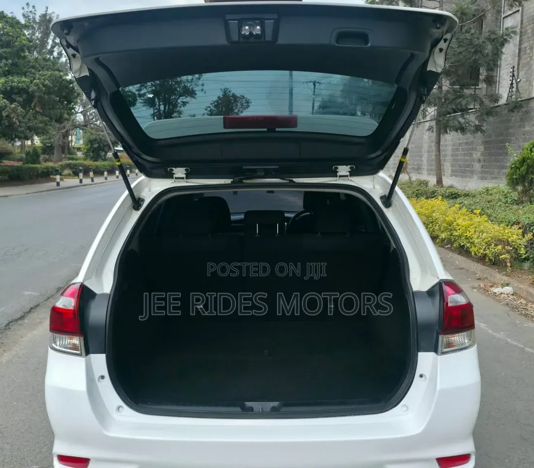 Toyota Corolla Fielder 2016 Off white