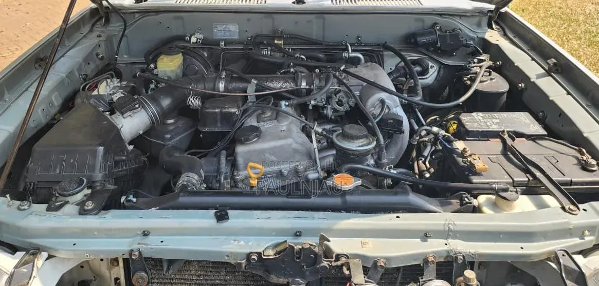 Toyota Land Cruiser Prado 2000 Silver