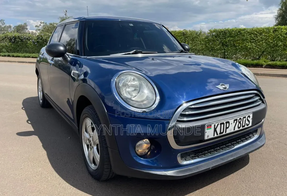 Mini Cooper 2016 Blue