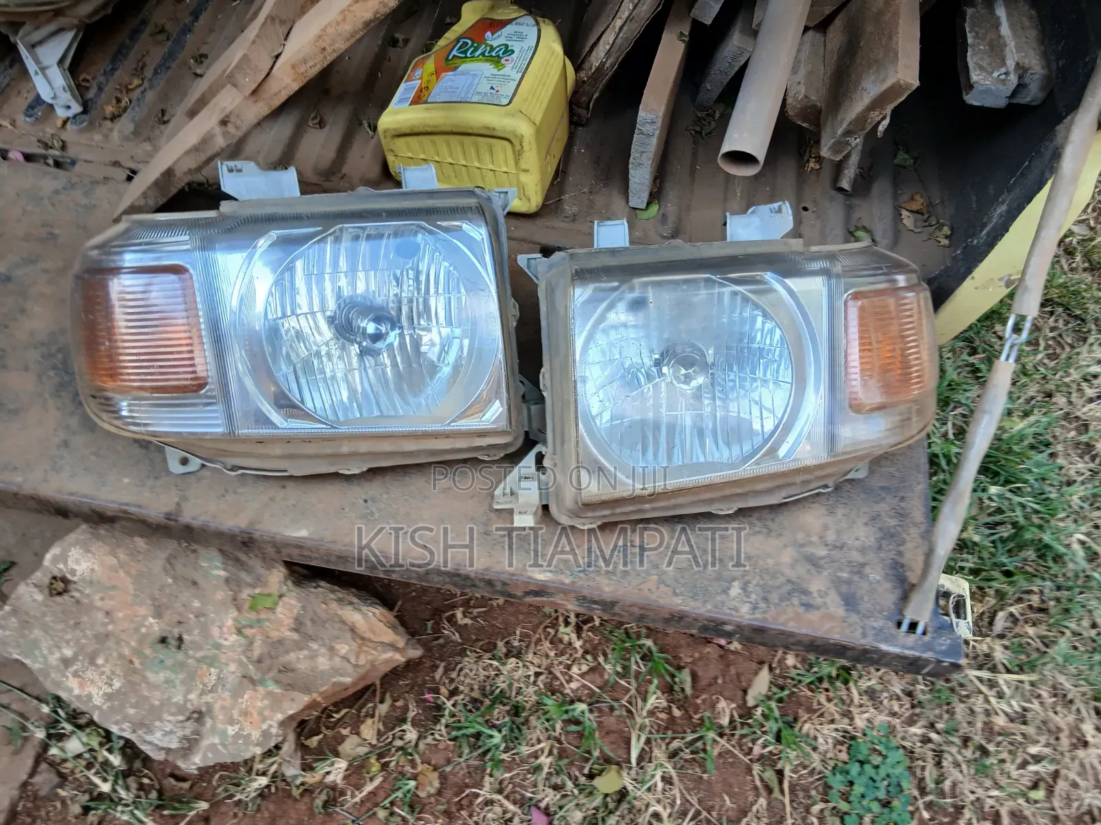 Genuine Toyota Land Cruiser 70/79 Series Headlights (OEM Pair)