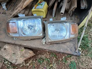 Genuine Toyota Land Cruiser 70/79 Series Headlights (OEM Pair)