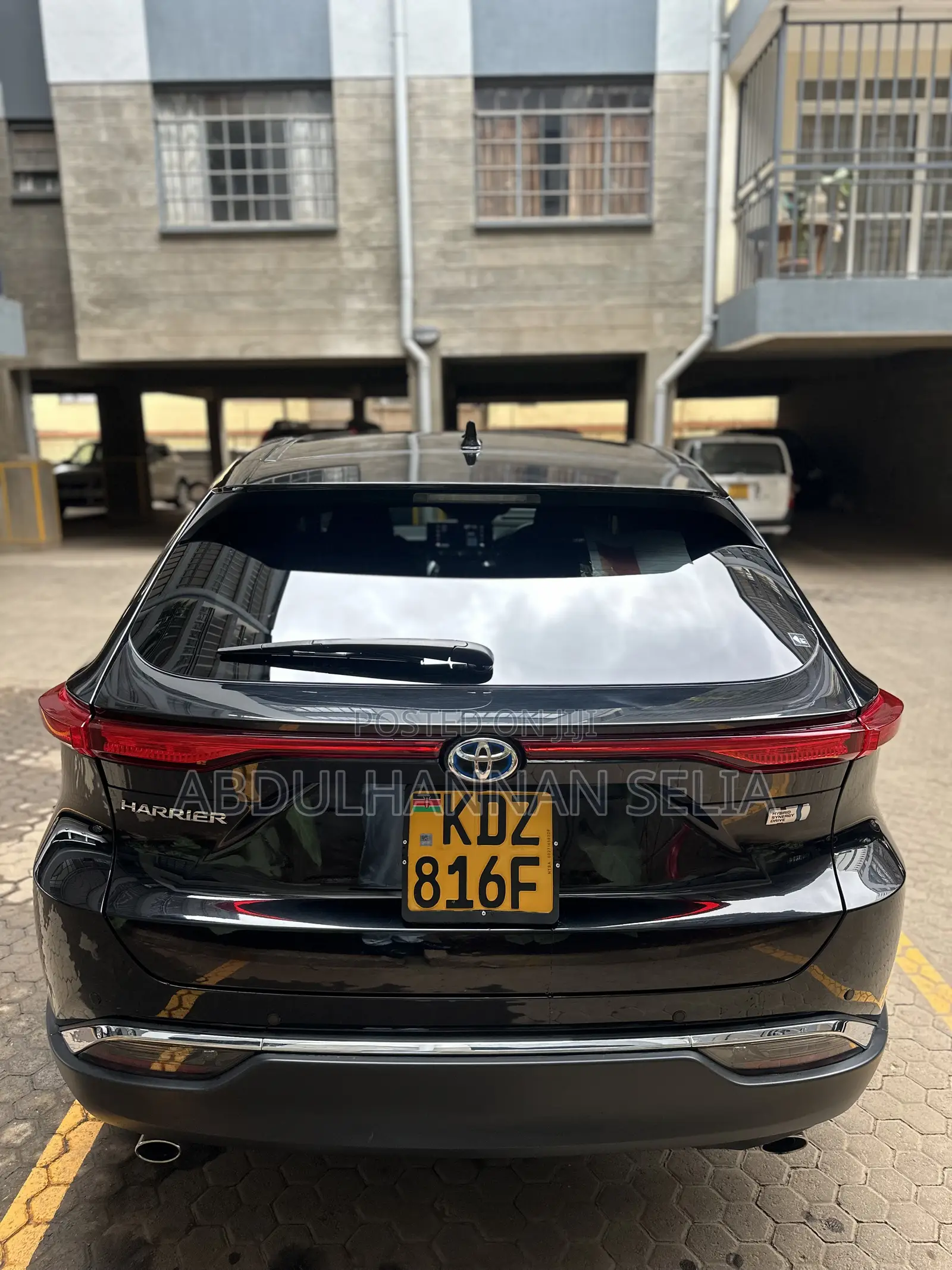 Toyota Harrier 2.5 Hybrid 2020 Black