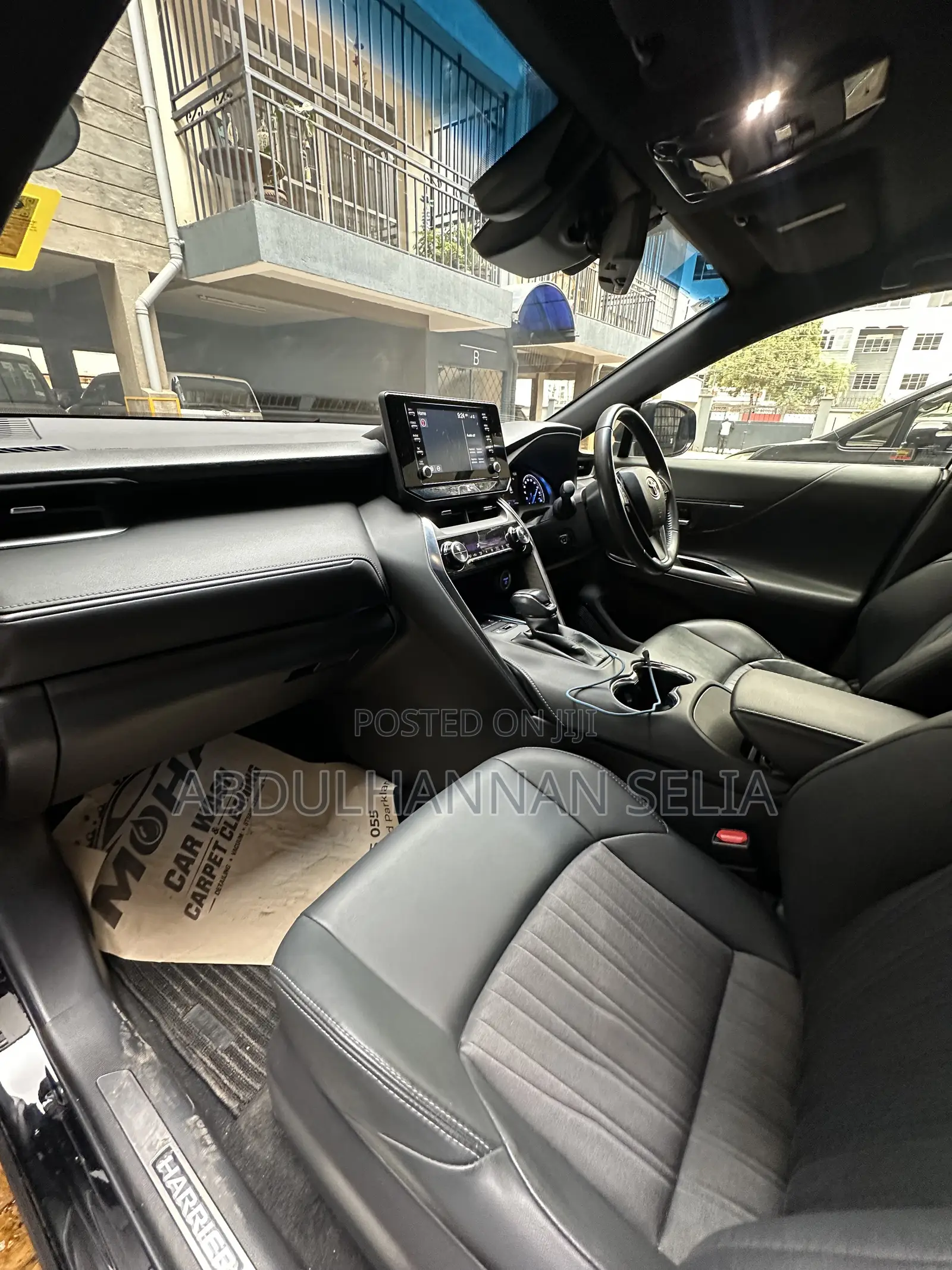 Toyota Harrier 2.5 Hybrid 2020 Black