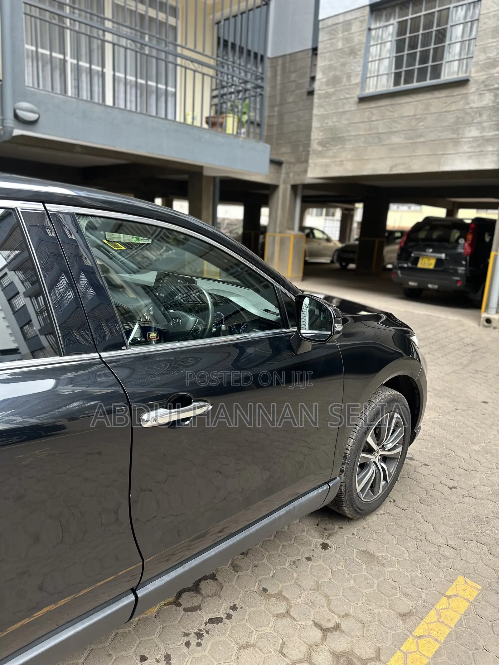 Toyota Harrier 2.5 Hybrid 2020 Black