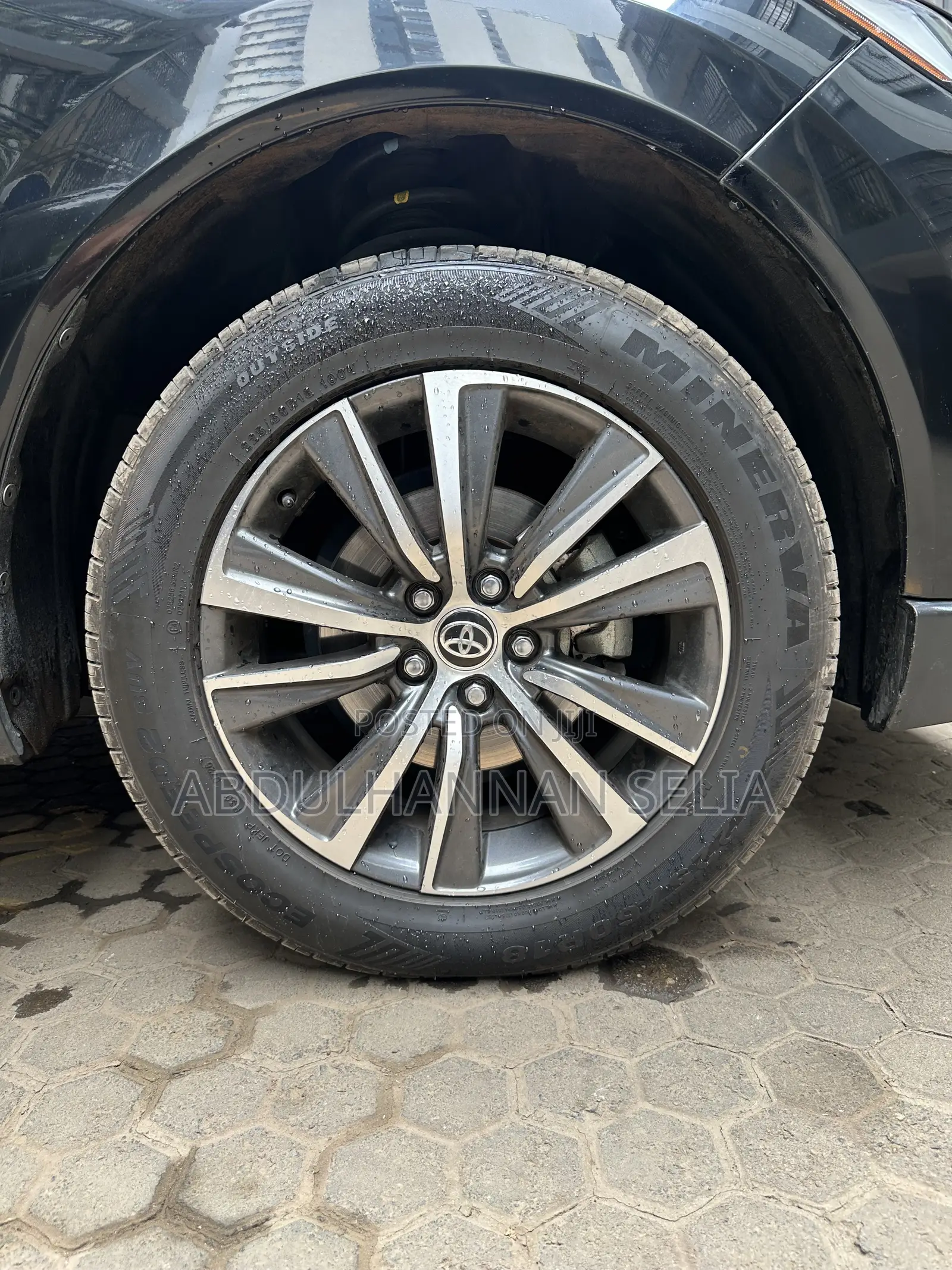 Toyota Harrier 2.5 Hybrid 2020 Black
