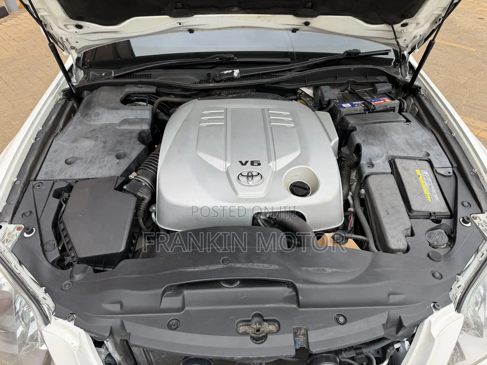 Toyota Crown 2007 White
