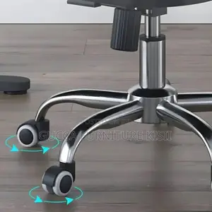 Office Chair; Swivel Leather Office Chair
