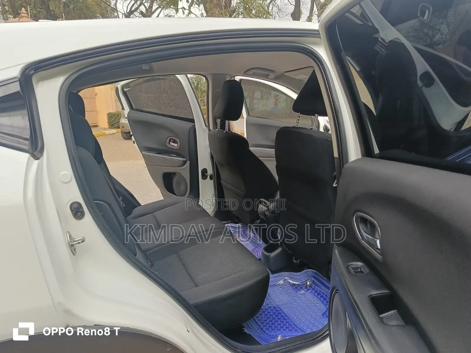 Honda Vezel 1.5 Hybrid 2WD 2015 White