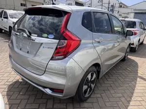 Honda Fit 2019 Silver