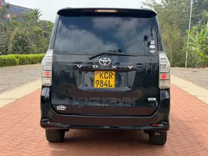 Toyota Voxy 2011 Black