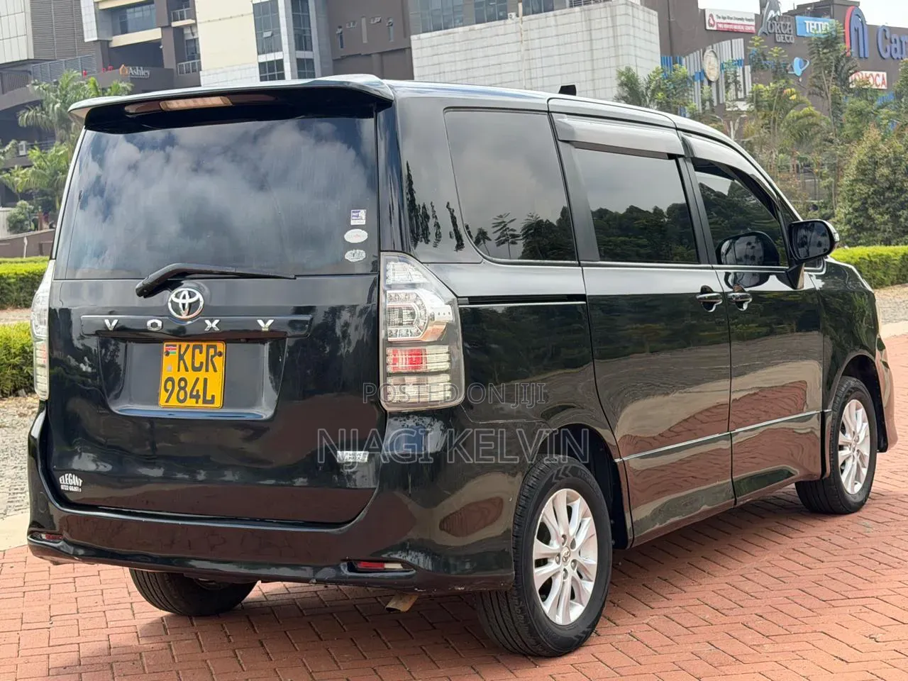 Toyota Voxy 2011 Black
