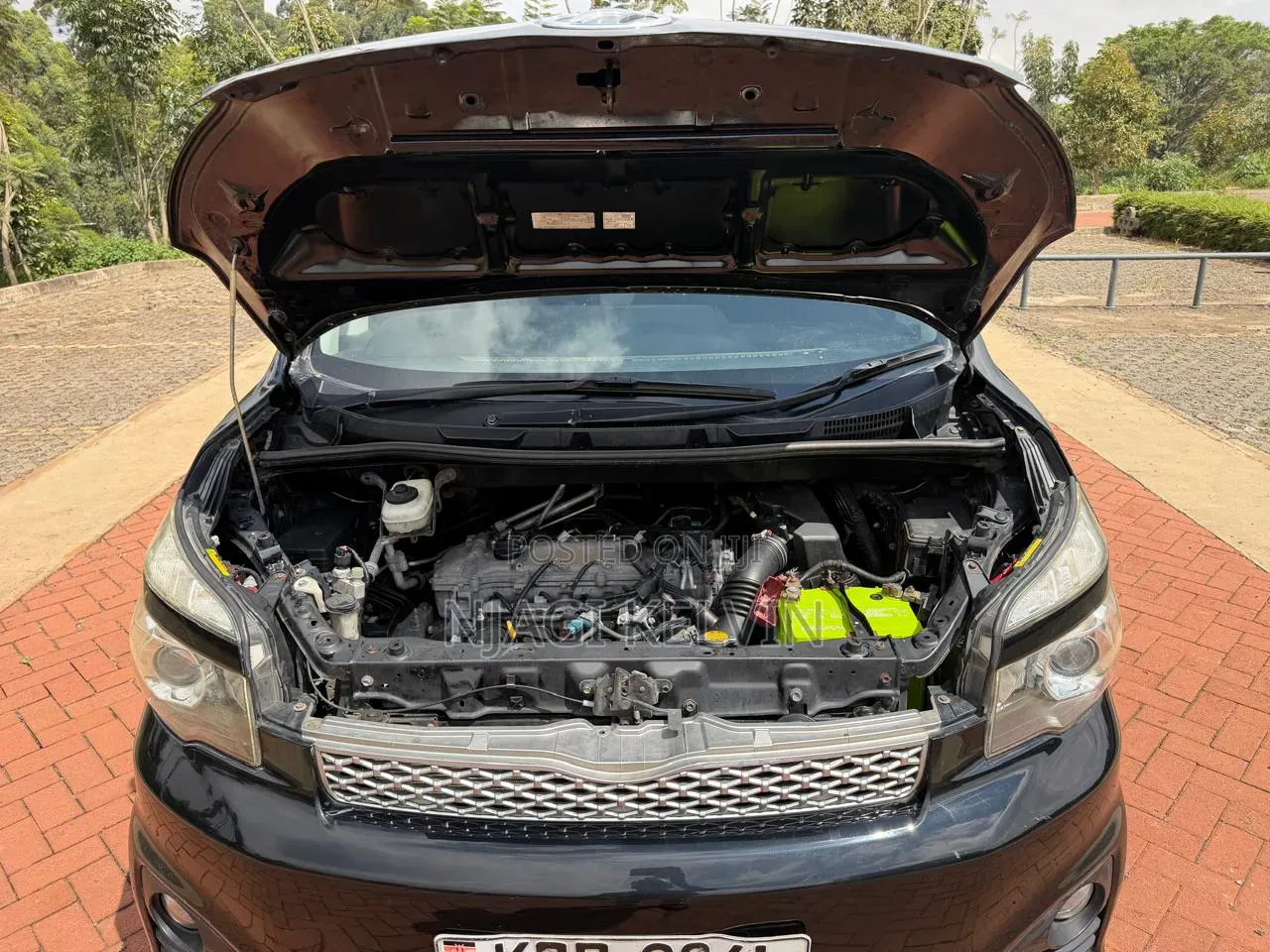 Toyota Voxy 2011 Black