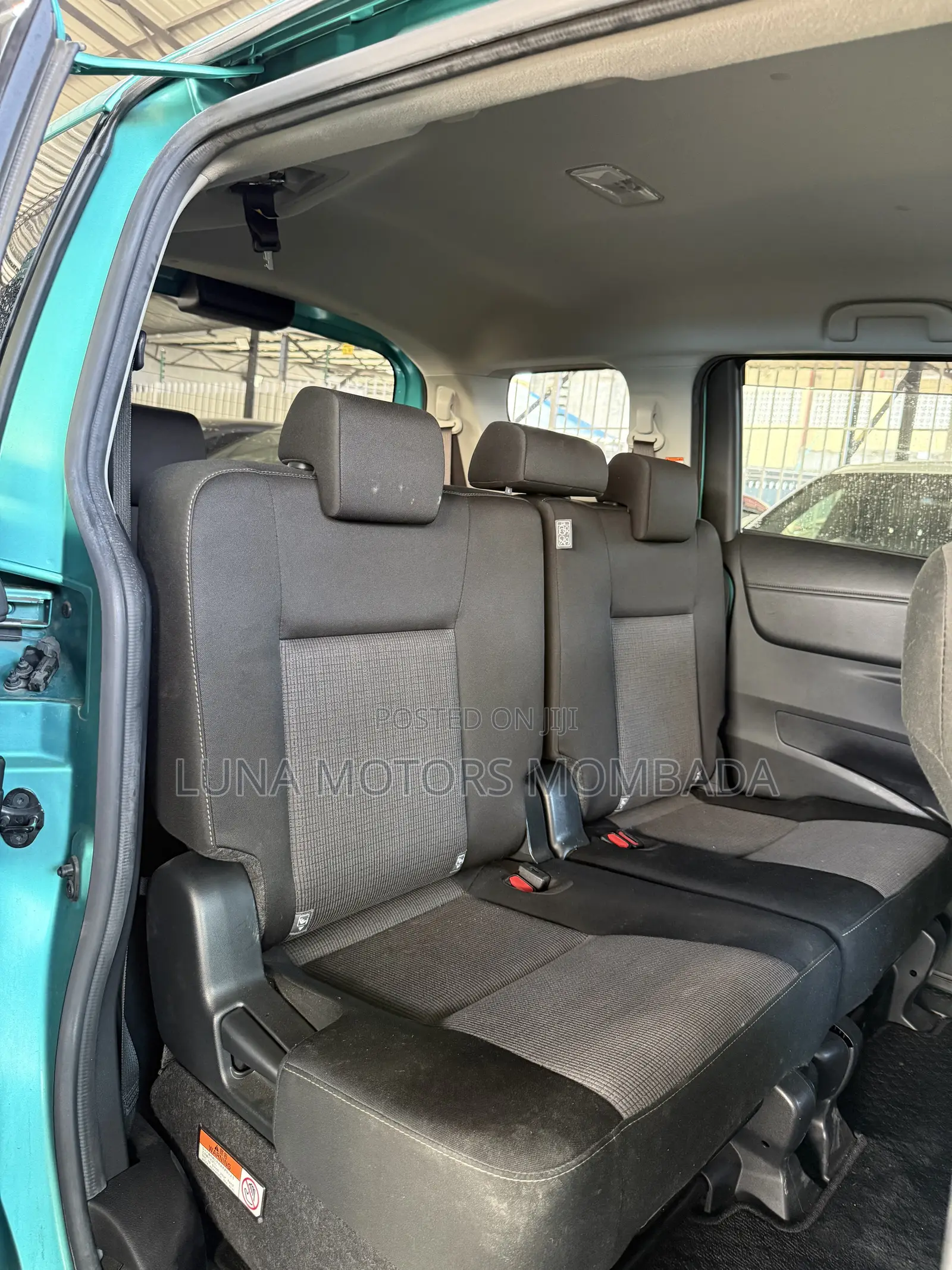 Toyota Sienta 2019 Blue