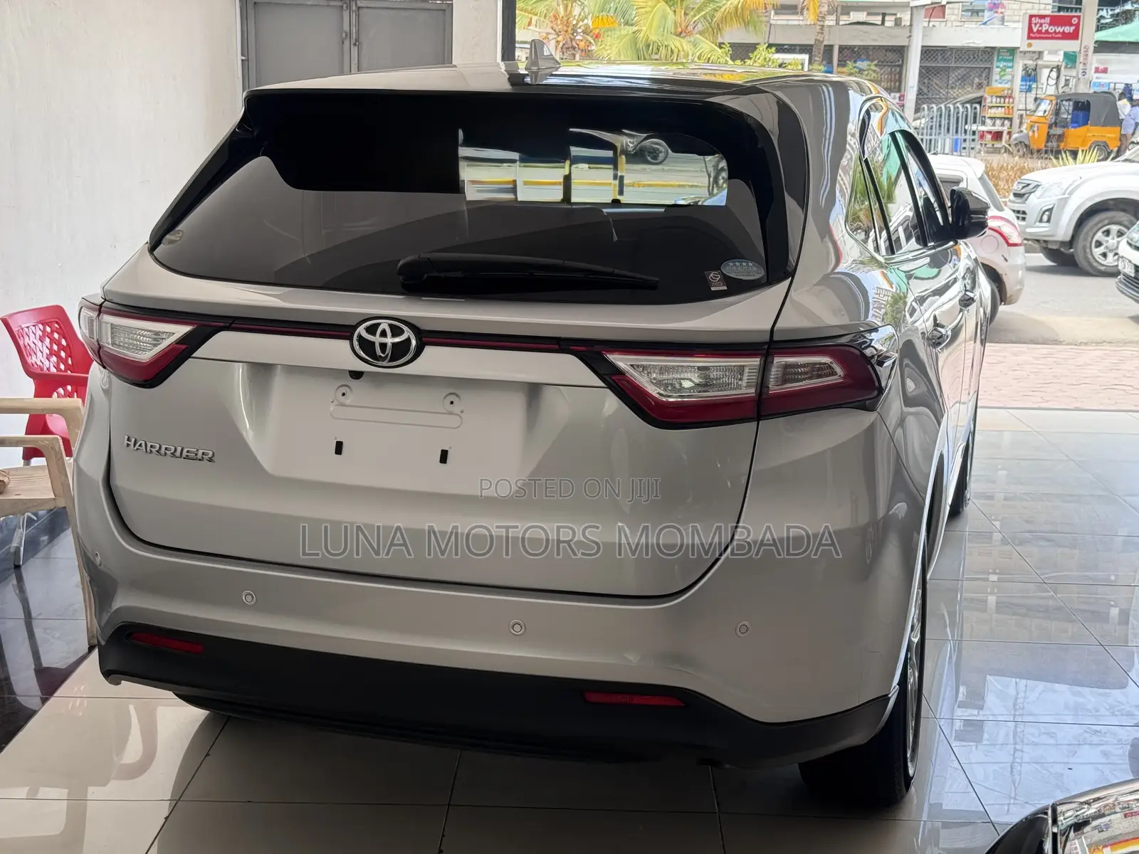 Toyota Harrier 2.0 2020 Silver